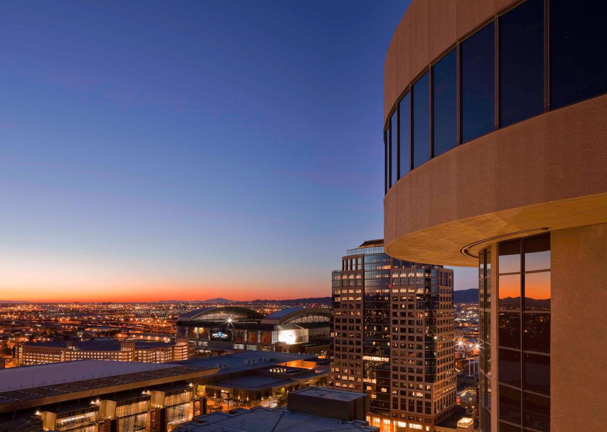Hyatt Regency Phoenix Downtown - No Destination Fees Εξωτερικό φωτογραφία