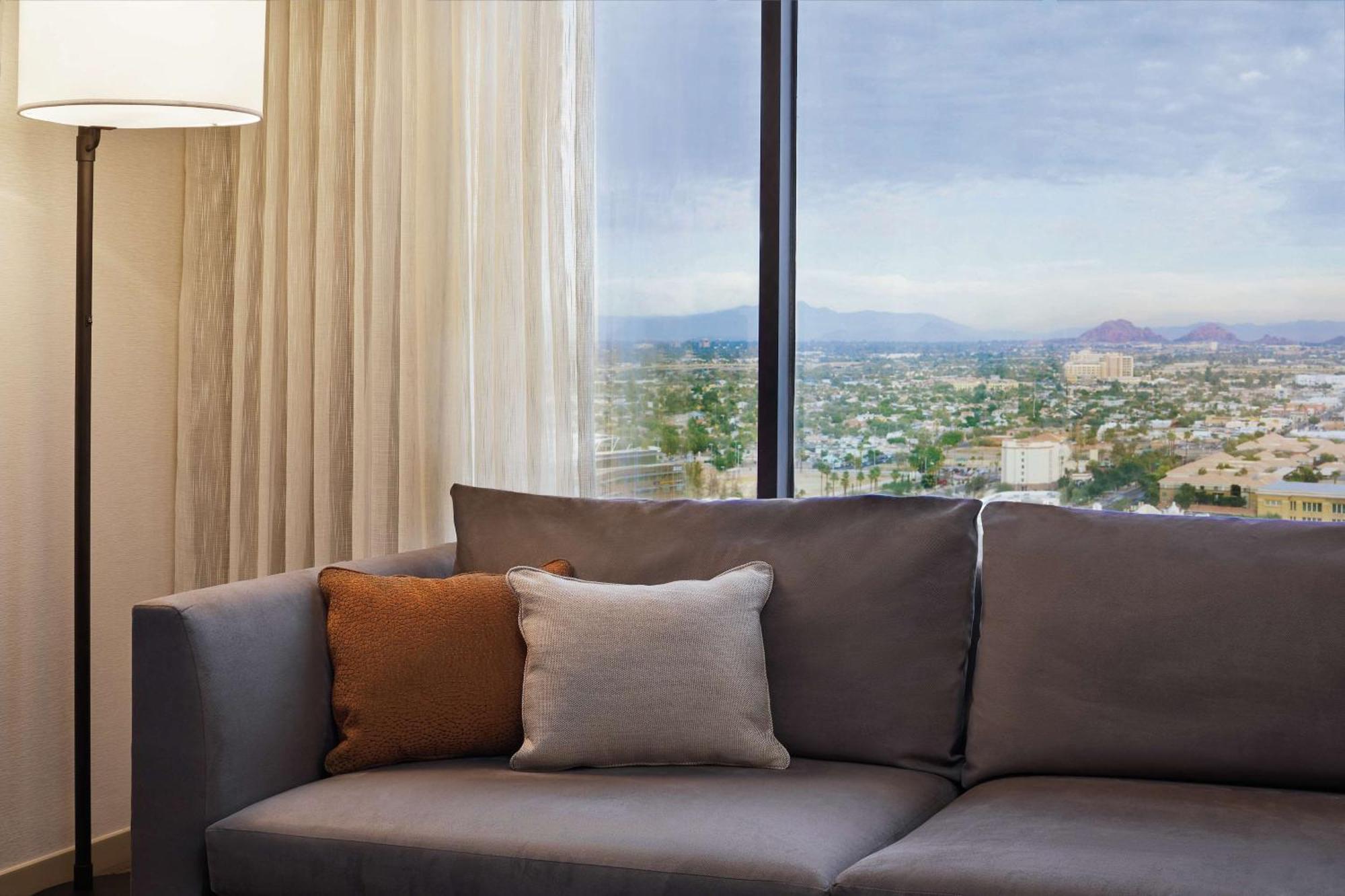 Hyatt Regency Phoenix Downtown - No Destination Fees Εξωτερικό φωτογραφία